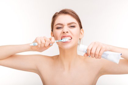 jak zrobić samemu pastę do zębów